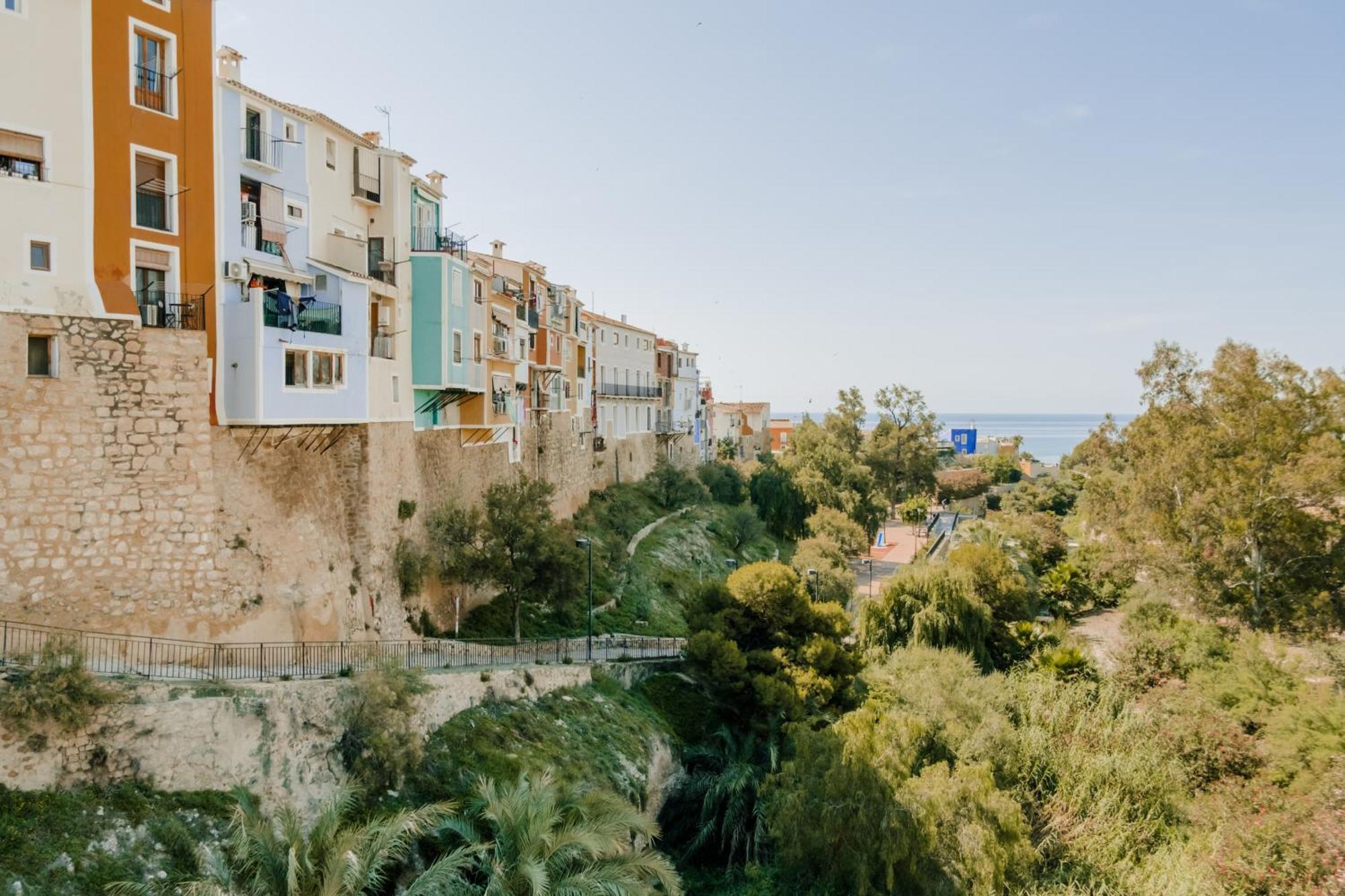 דירות ויאחויוסה Casa Colgante Con Vistas Panoramicas Junto Al Mar. מראה חיצוני תמונה