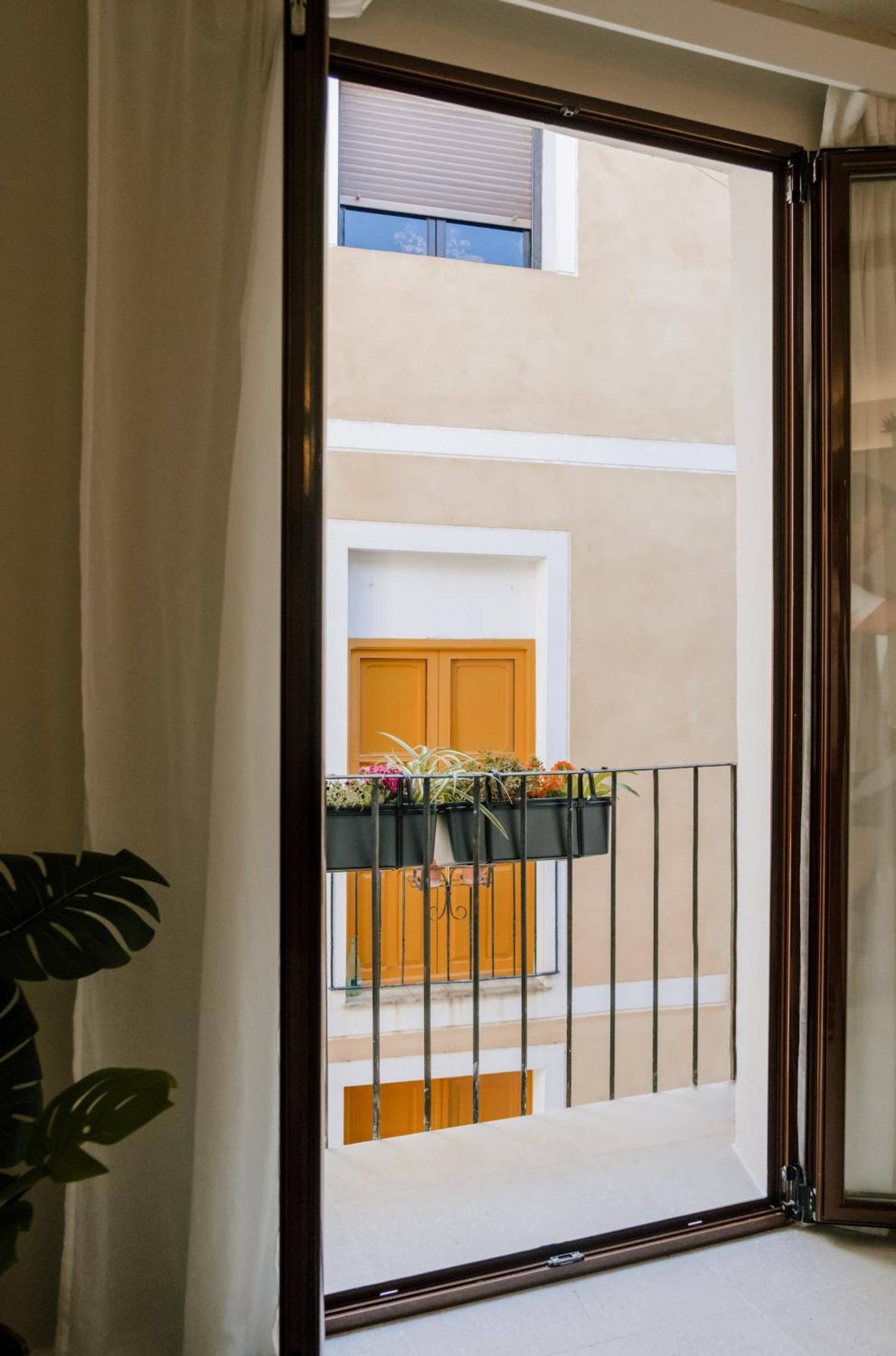 דירות ויאחויוסה Casa Colgante Con Vistas Panoramicas Junto Al Mar. מראה חיצוני תמונה